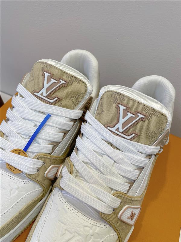 20251128154046826 390